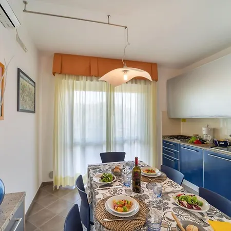 Modern Near With Pool * 비비오네